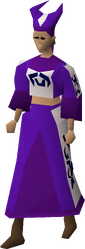 A female player wearing the full enchanted robes set.